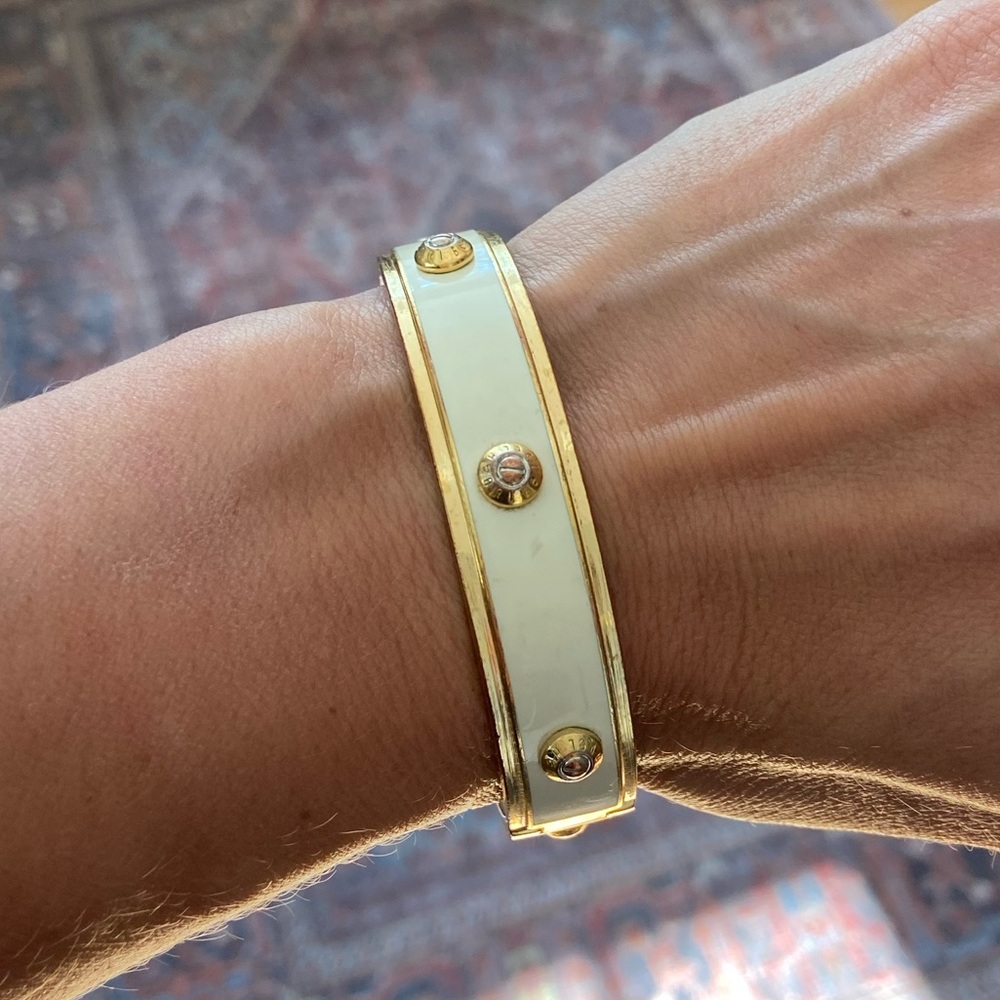 Henri bendel bracelet